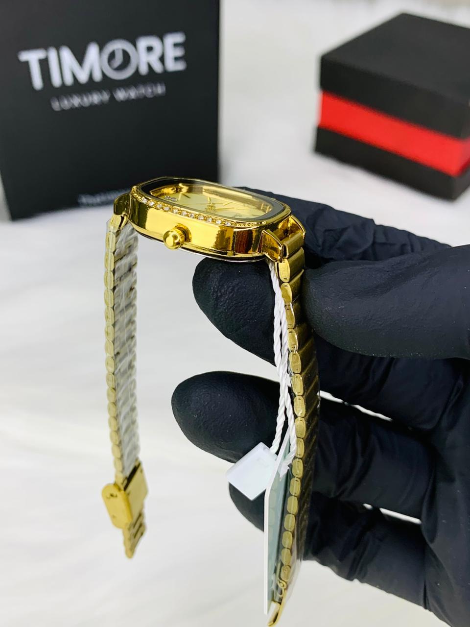 Sunlifex Women’s Luxury Gold Watch – Elegant Vintage Roman Series