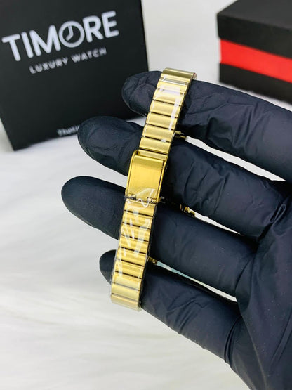 Sunlifex Women’s Luxury Gold Watch – Elegant Vintage Roman Series